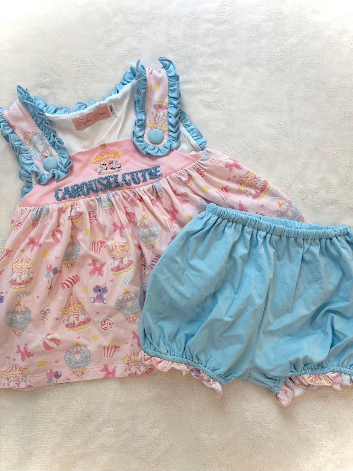 Carousel Cutie - RTS